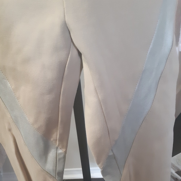 ❣BCBG MazaZRIA  stretch pant - Picture 2 of 9